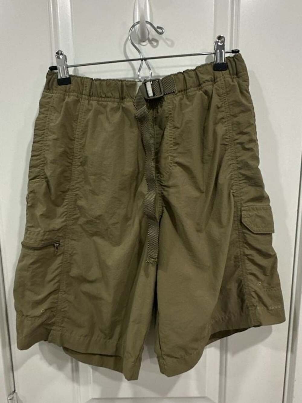 Columbia Sportswear Men's Medium Olive Green Cargo Hiking Shorts with Belt